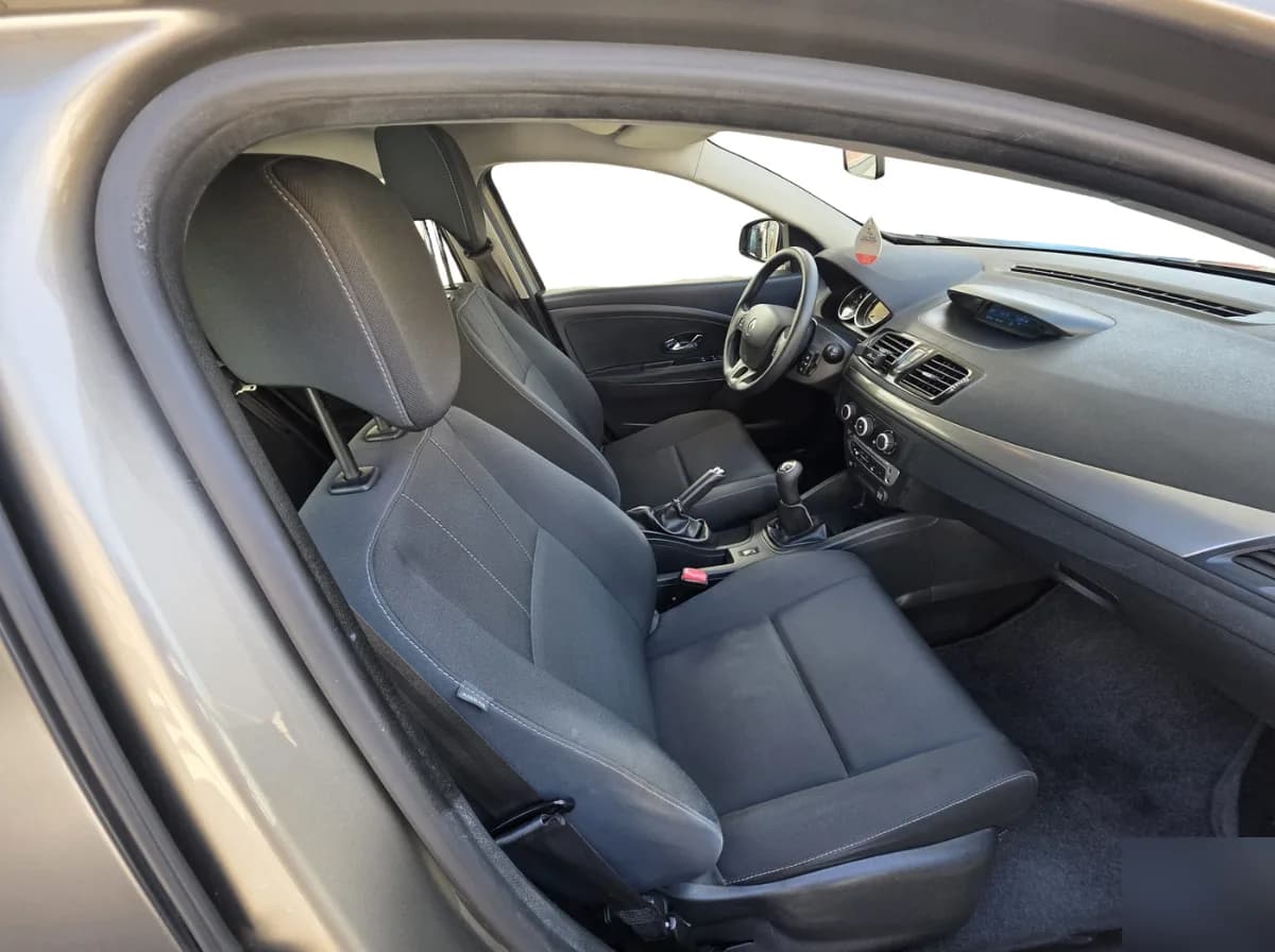 Renault Megane 2013 - coche ocasión Almazora 8