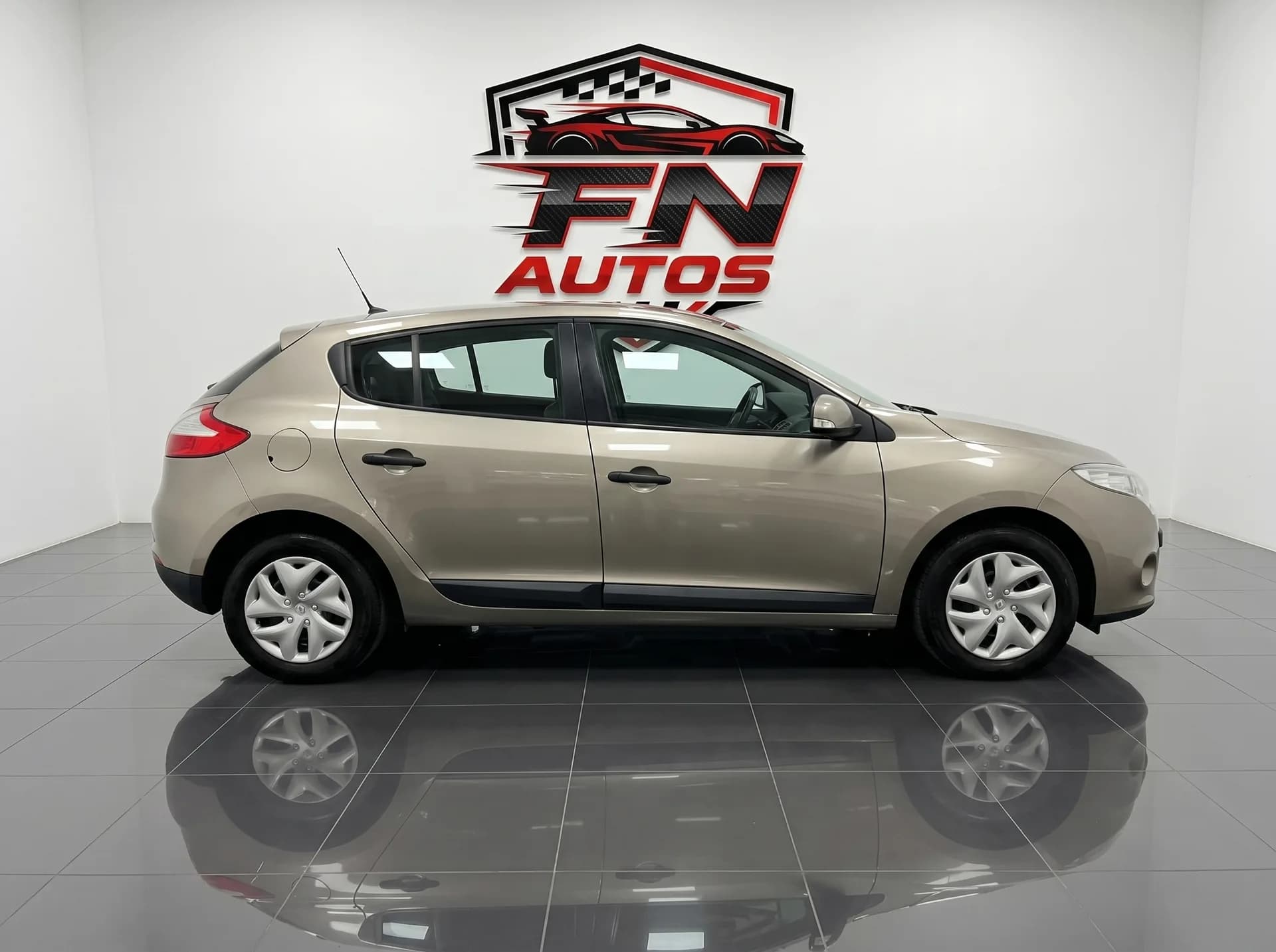 Renault Megane 2013 - coche ocasión Almazora 3