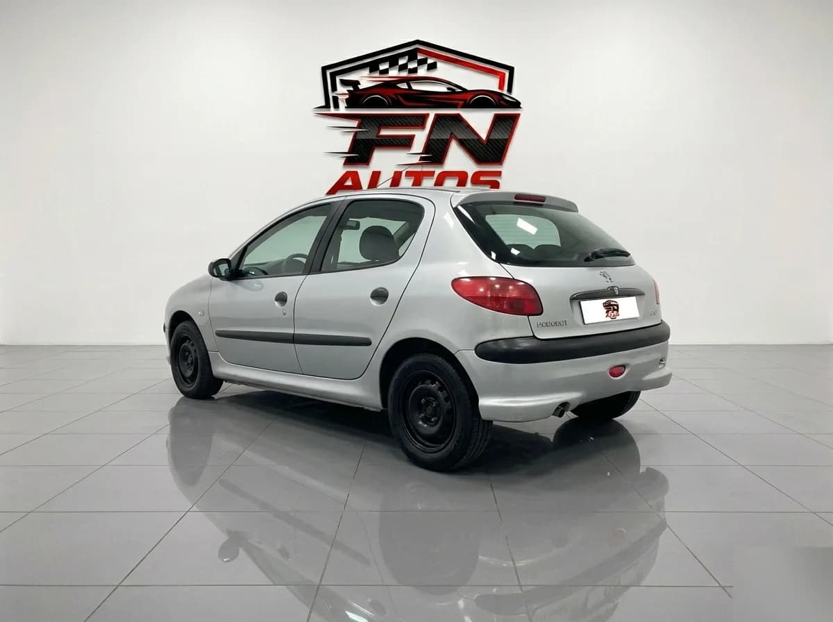 Peugeot 206 2006 - coche ocasión Almazora 7