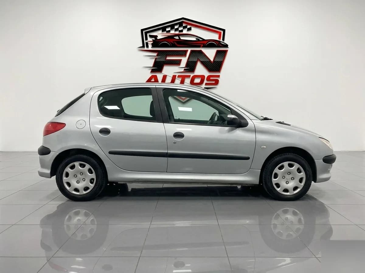 Peugeot 206 2006 - coche ocasión Almazora 5
