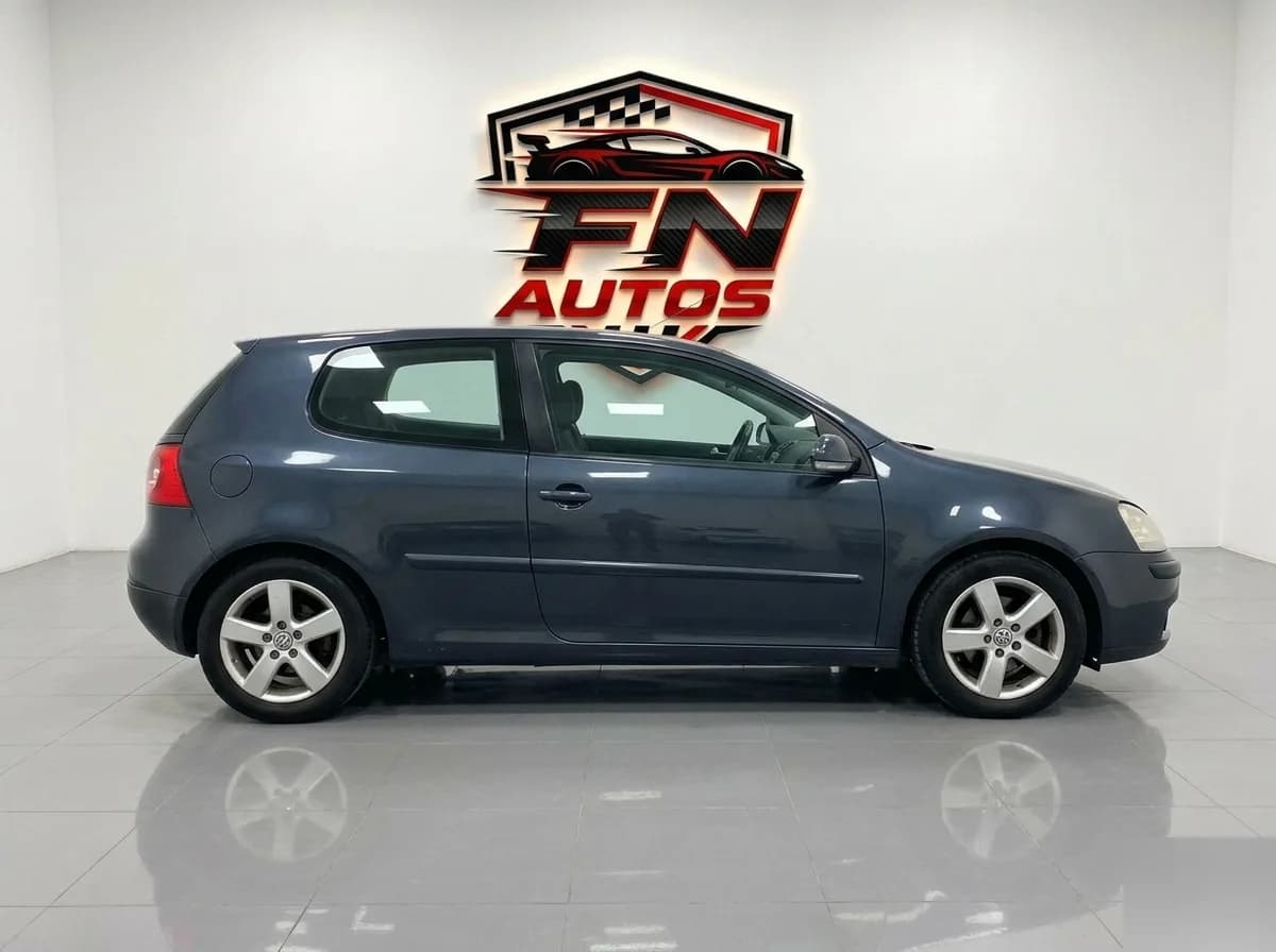 Volkswagen Golf 2009 - coche ocasión Almazora 4