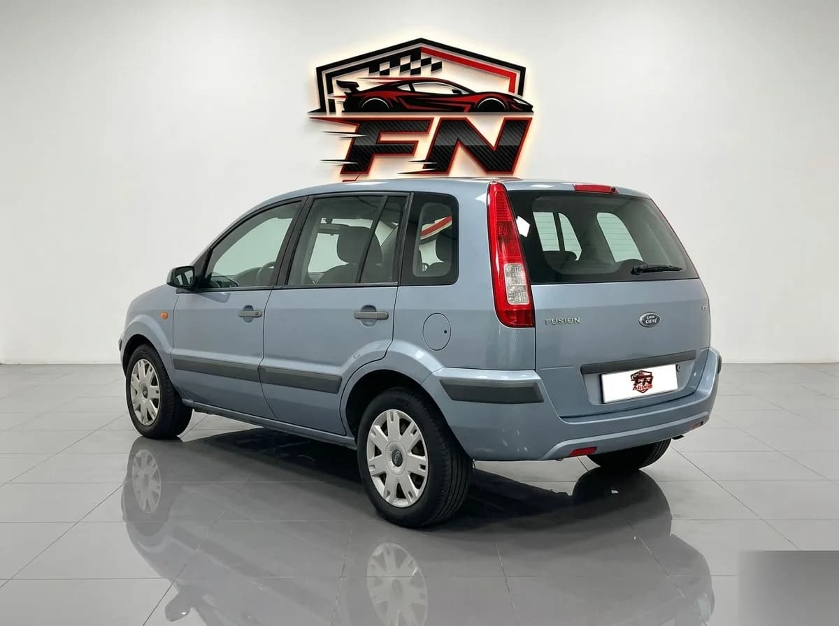 Ford Fusion 2009 - coche ocasión Almazora 4