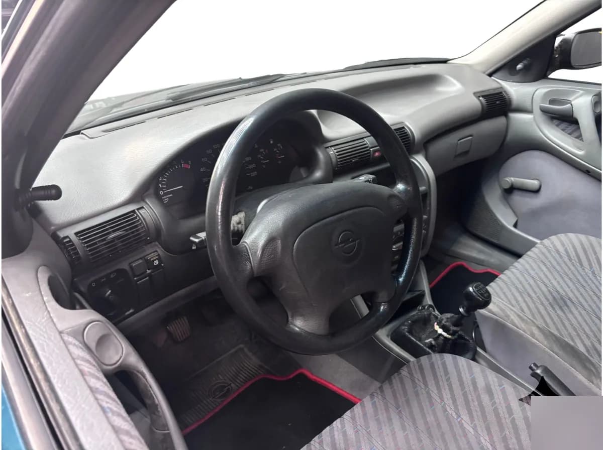 Opel Astra 1994 - coche ocasión Almazora 7