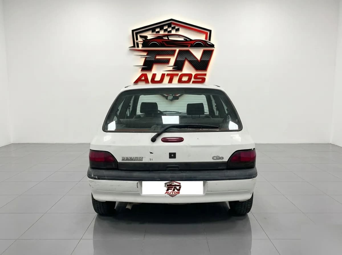 Renault Clio 1995 - coche ocasión Almazora 6
