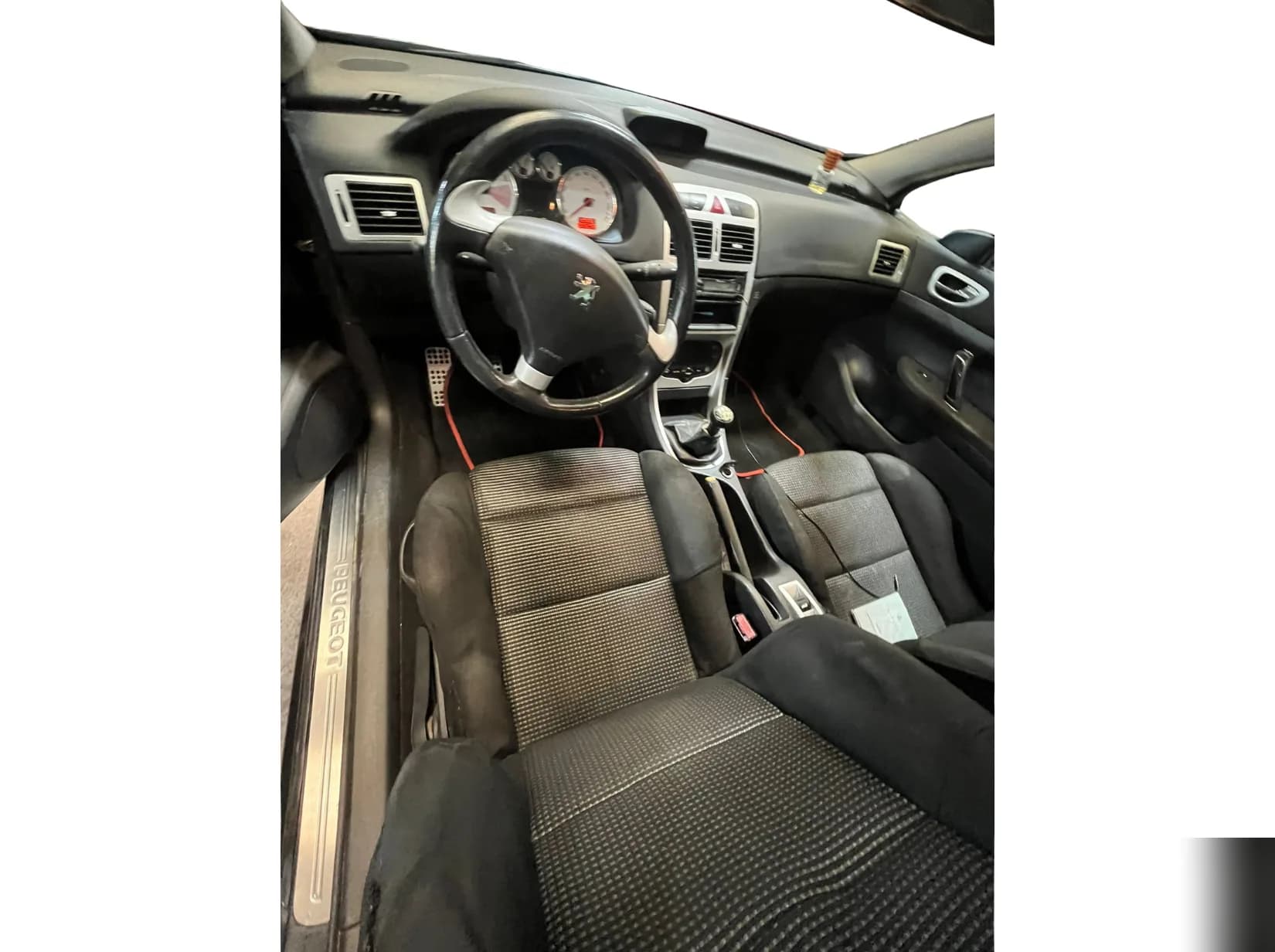 Peugeot 307 CC 2005 - coche ocasión Almazora 9